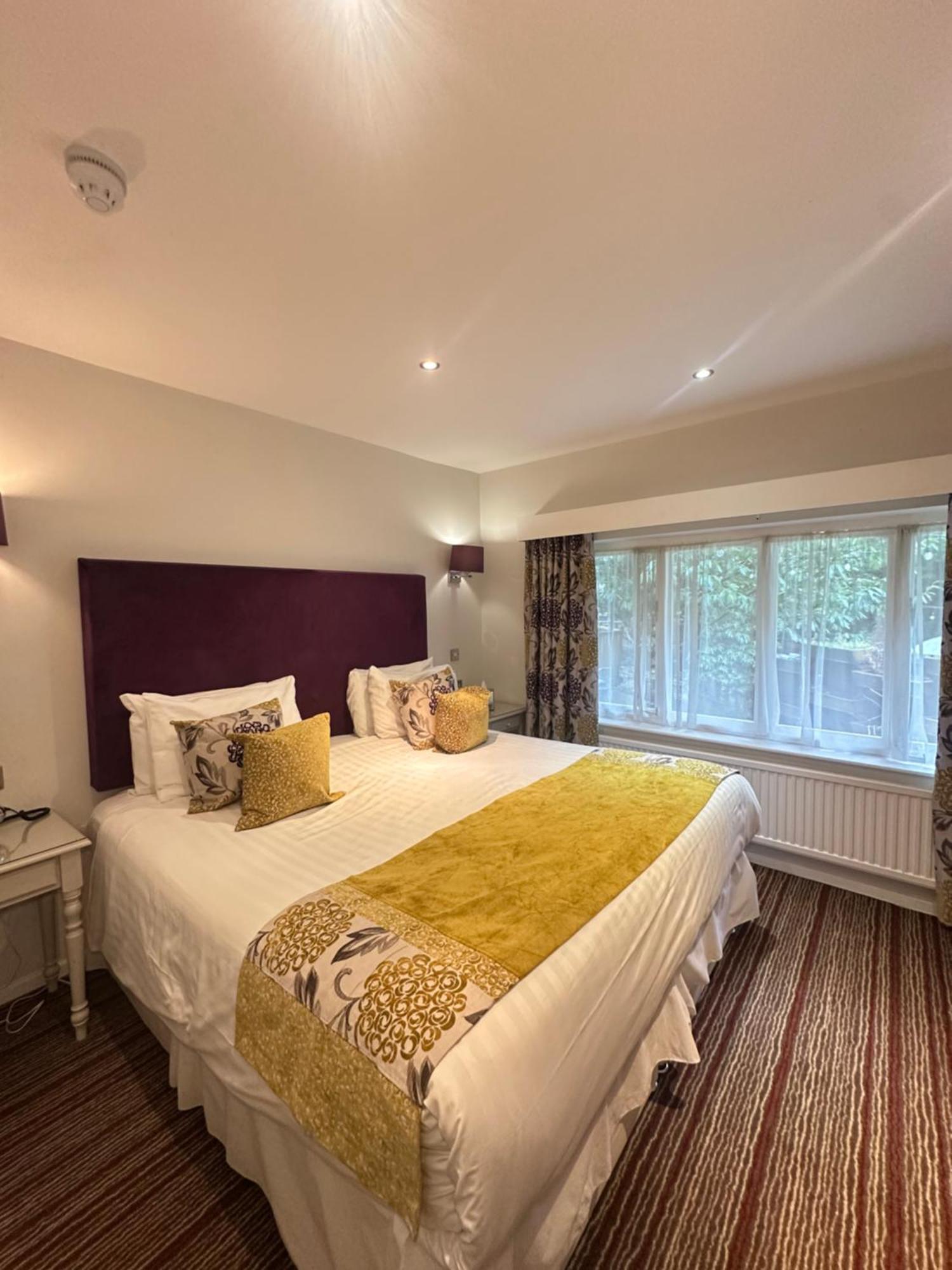 The Casa Hotel, Sure Hotel Collection By Best Western Yateley Exterior foto